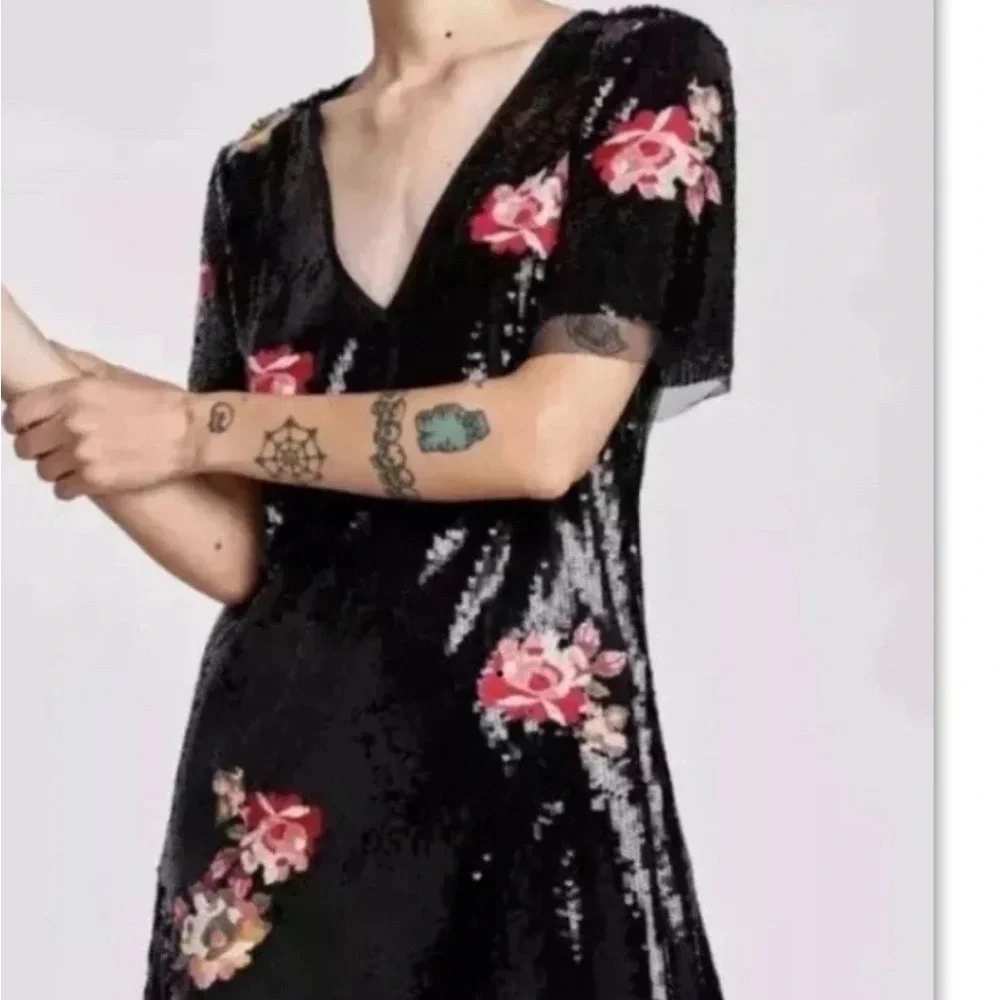 Zara Black Sequin Dress with Floral Accents size XS NEW - Picture 3 of 10